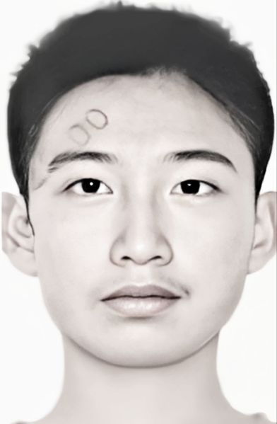 File:黑白李炳谦.jpg